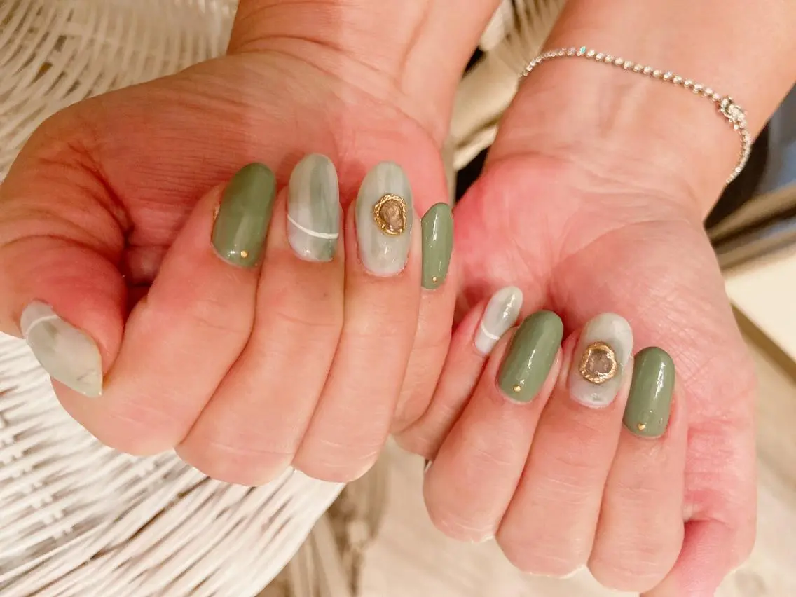 ネイル lulucharis nailのネイルデザイン