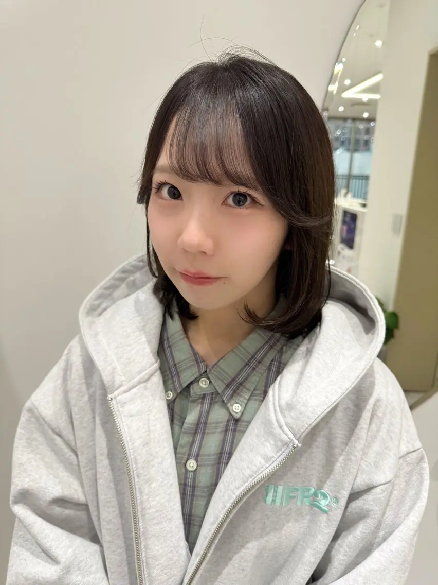 ミディアム ボブ 顔周りカット カット トリートメント 透明感カラー ボブ ミディアム 齊木勇人のヘアスタイル