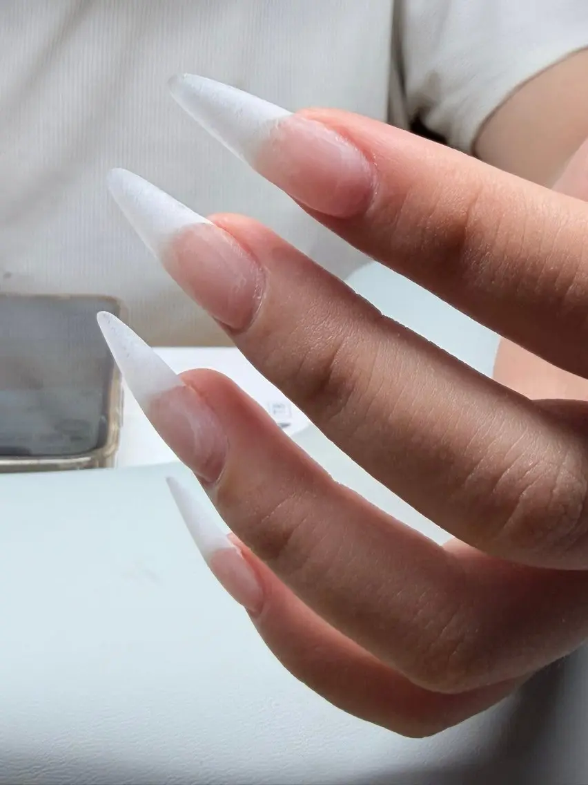 ネイル 本田 秋のネイルデザイン