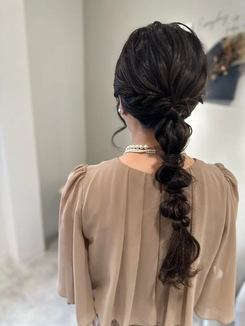 ロング ヘアアレンジ ヘアセット 荒木 ひろかのヘアスタイル