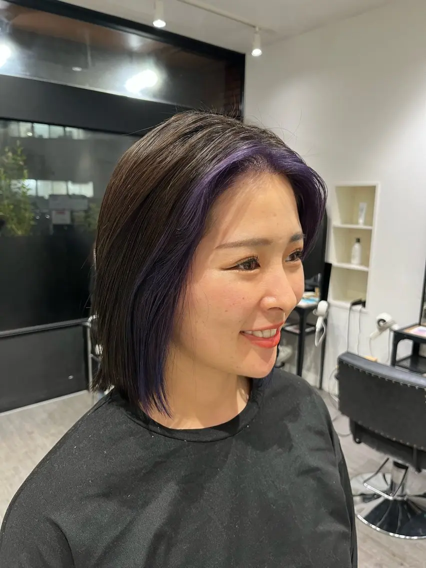 ショート カラー ブリーチ インナーカラー パープルカラー ヘアカラー トリートメント cocotte 💟草間紫音💟のヘアスタイル