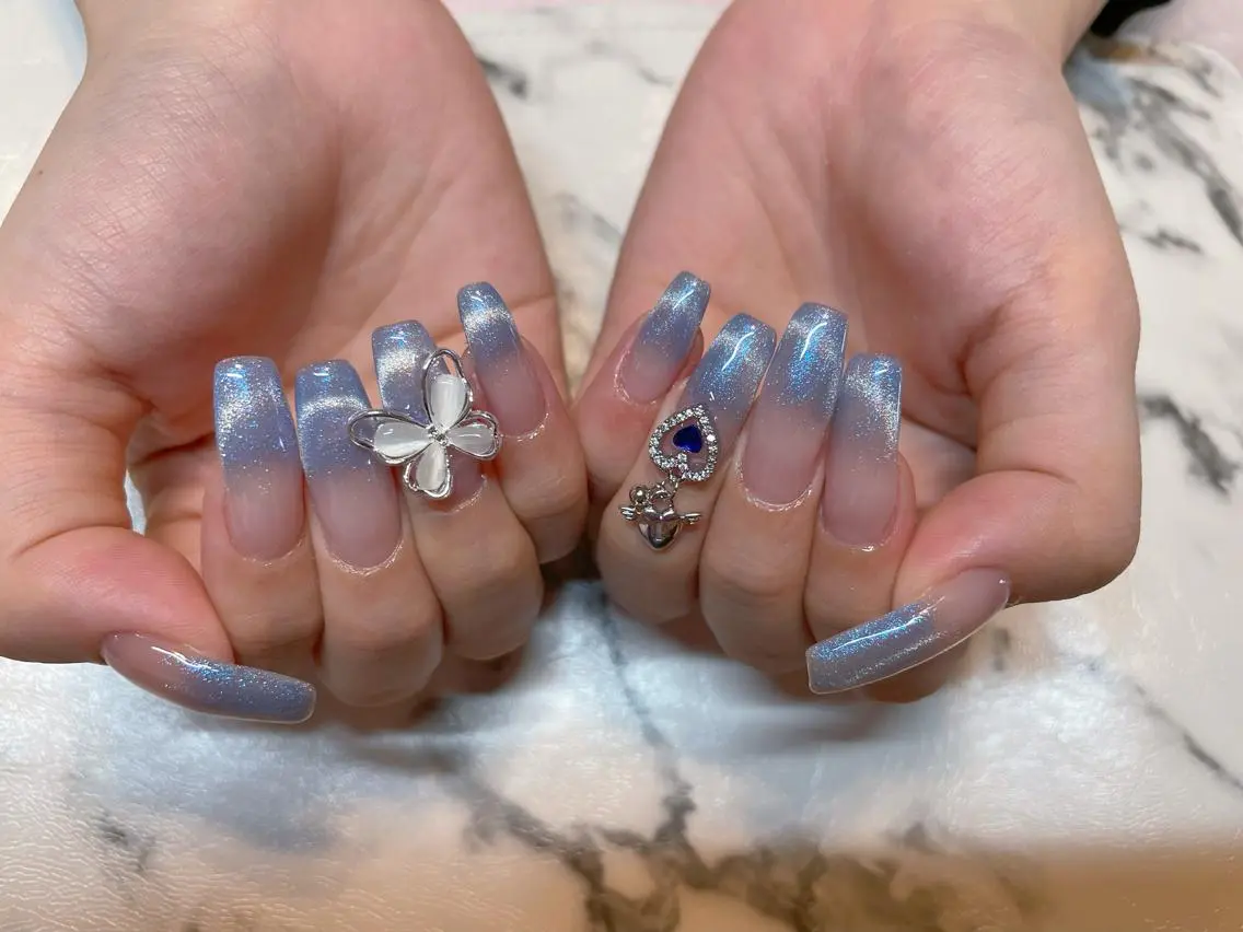 ネイル フレンチネイル マグネットネイル マグネットフレンチ ハンドネイル エン Nail salonのネイルデザイン