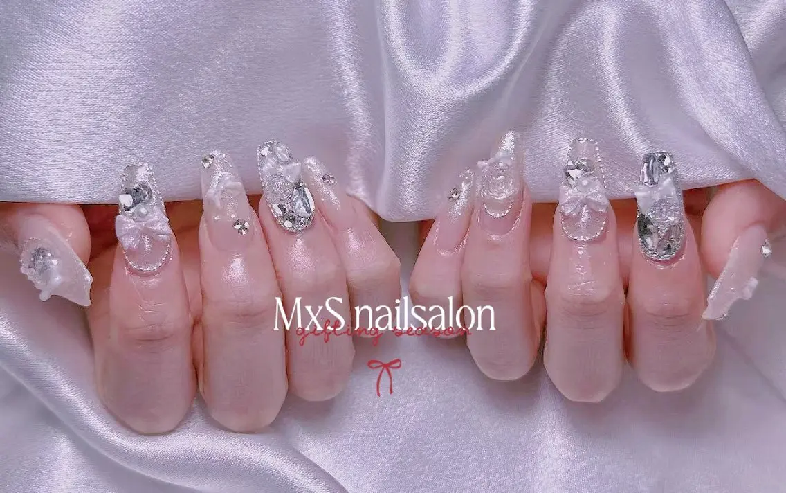 ネイル ハンドネイル ハンドケア MxS リィリィのネイルデザイン