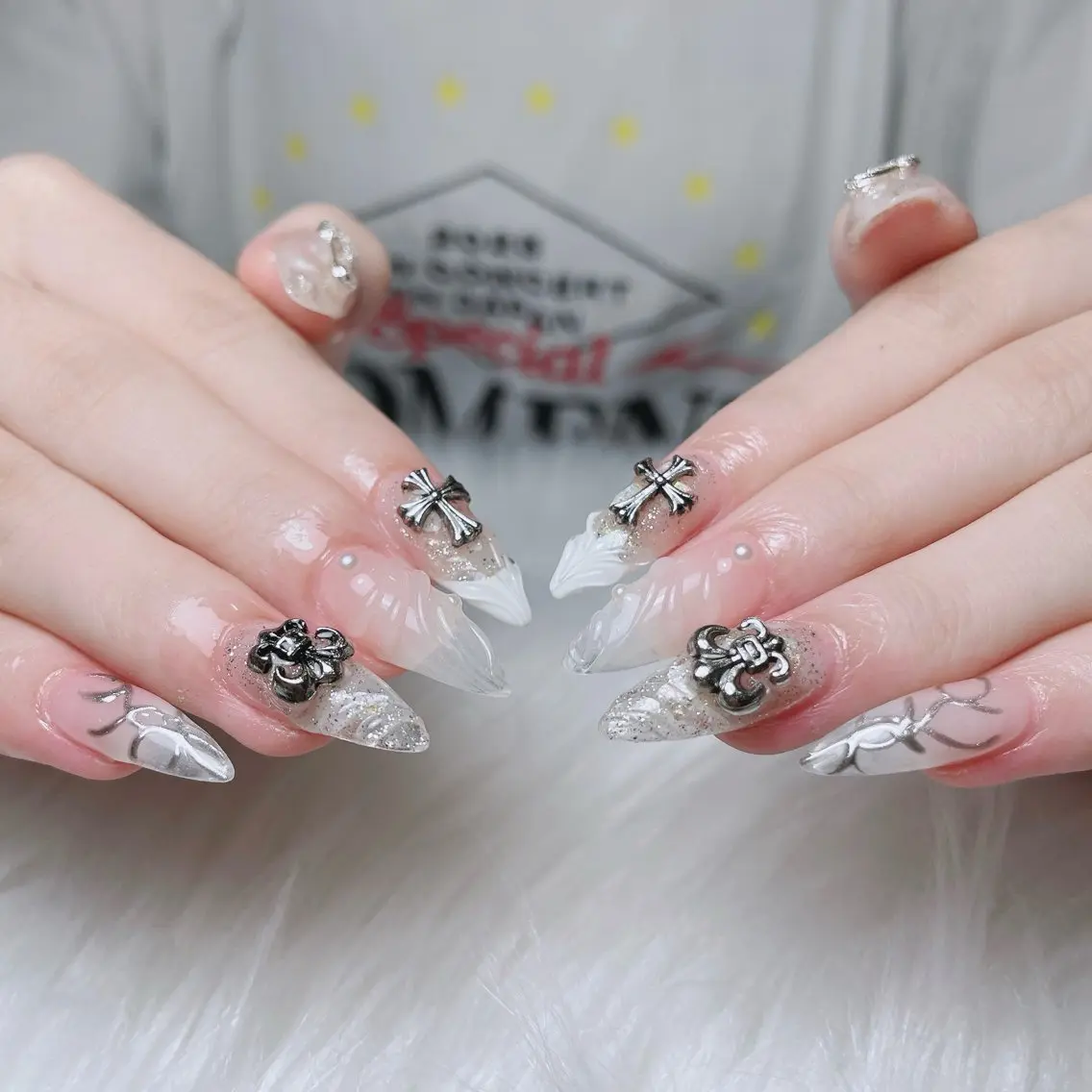 ネイル アートネイル オーロラネイル フレンチネイル ジェルネイル グラデーション ハンドネイル Sora nail 長さ出し専門店のネイルデザイン
