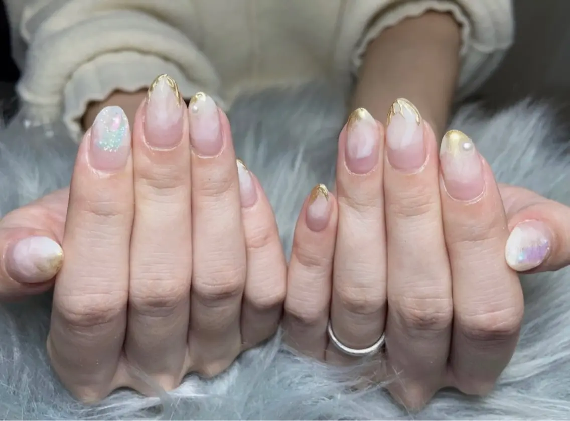 ネイル ジェルネイル ミラーネイル ニュアンスネイル オフィスネイル パラジェル BLANC.nail yuuのネイルデザイン