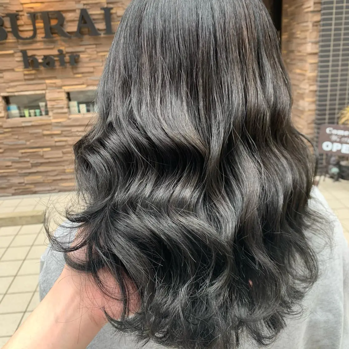 ミディアム カラー ヘアアレンジ 💜ハナエ💜 オーダーメイド美髪✨のヘアスタイル