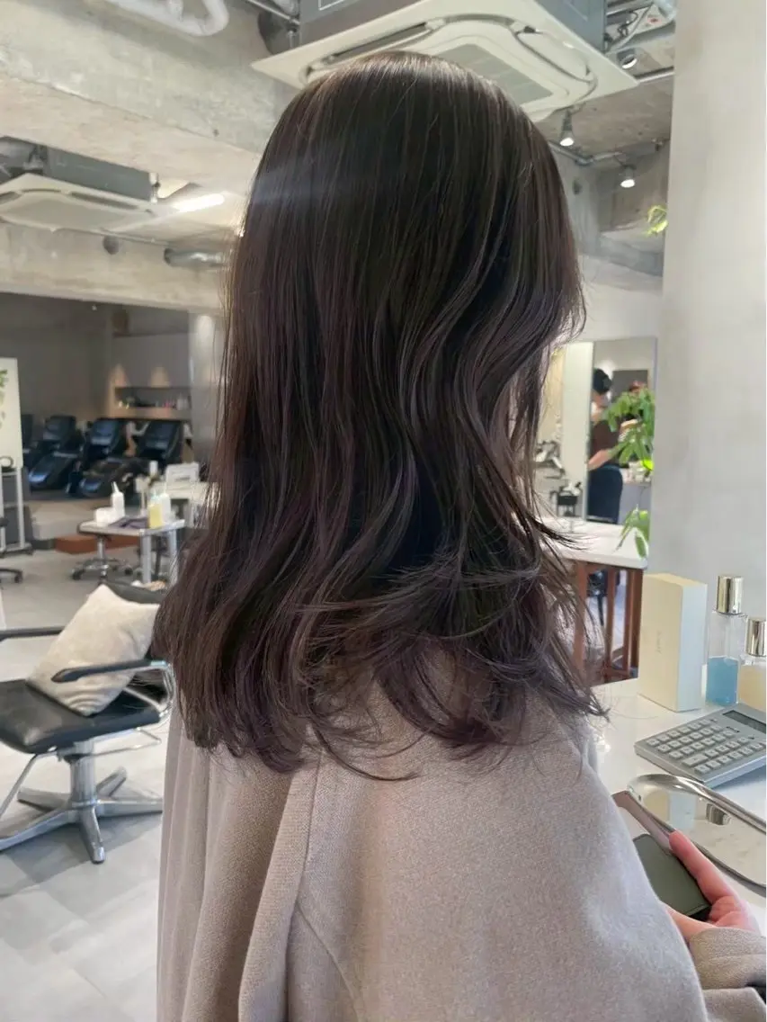 ロング カラー ヘアカラー トリートメント FILMS チサトのヘアスタイル