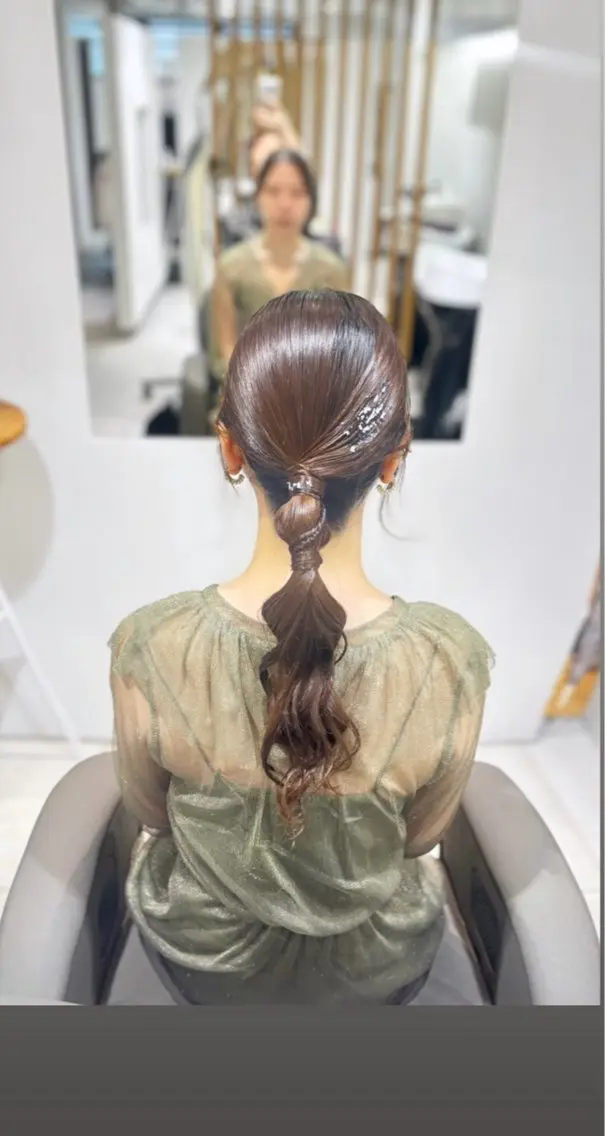 ロング 白土 さくらのヘアスタイル