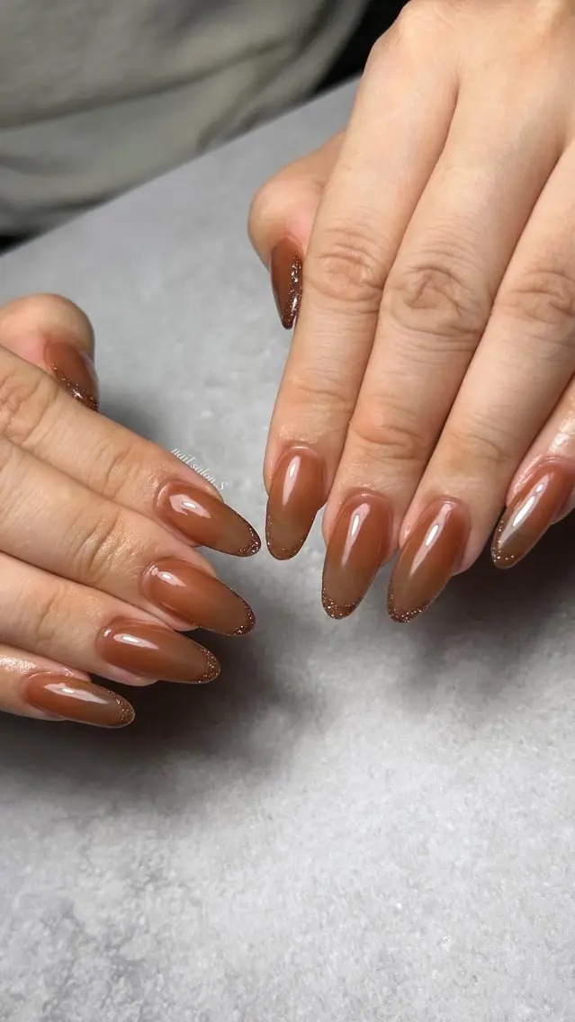 ネイル 長さ出し フラッシュネイル フレンチネイル スカルプネイル シンプルネイル ハンドネイル 関山 志乃のネイルデザイン