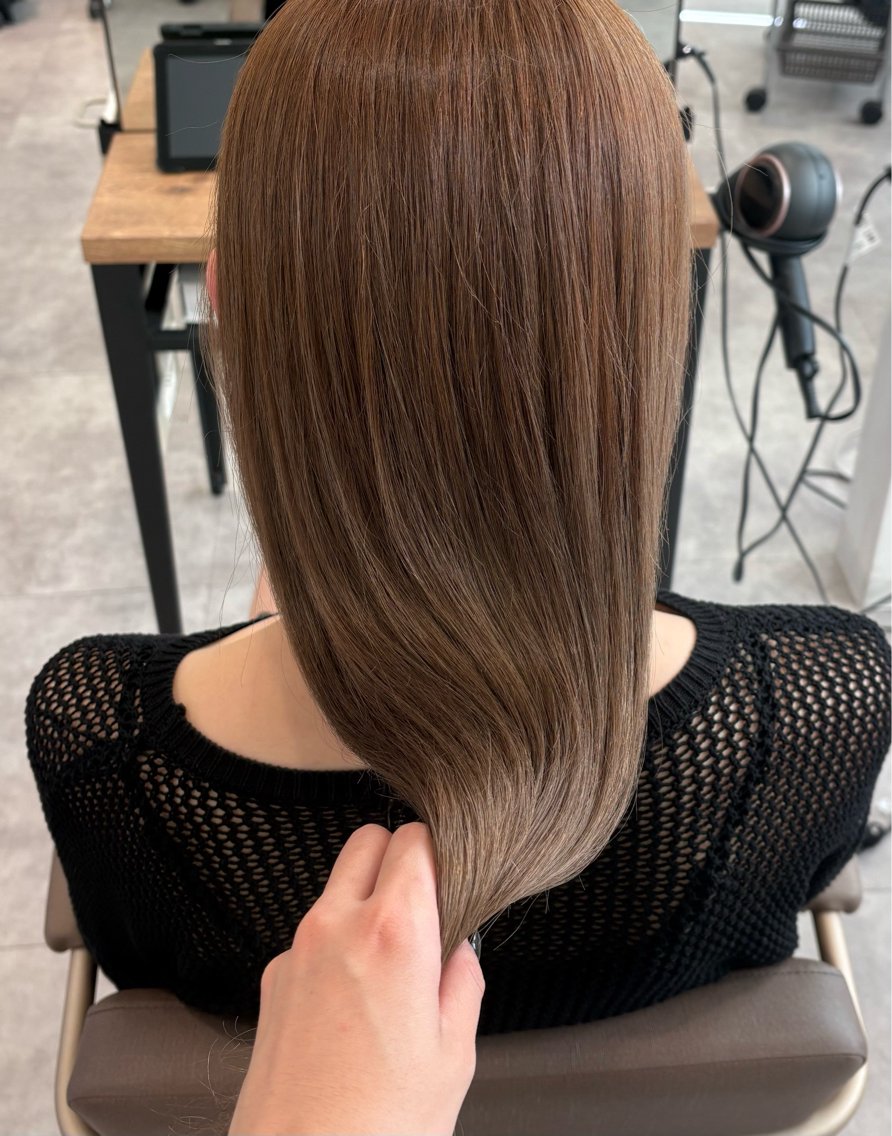 カラー ブリーチ ダブルカラー ブリーチなしカラー ヘアカラー 立川南口kino 🦋ミユカ🦋のヘアスタイル