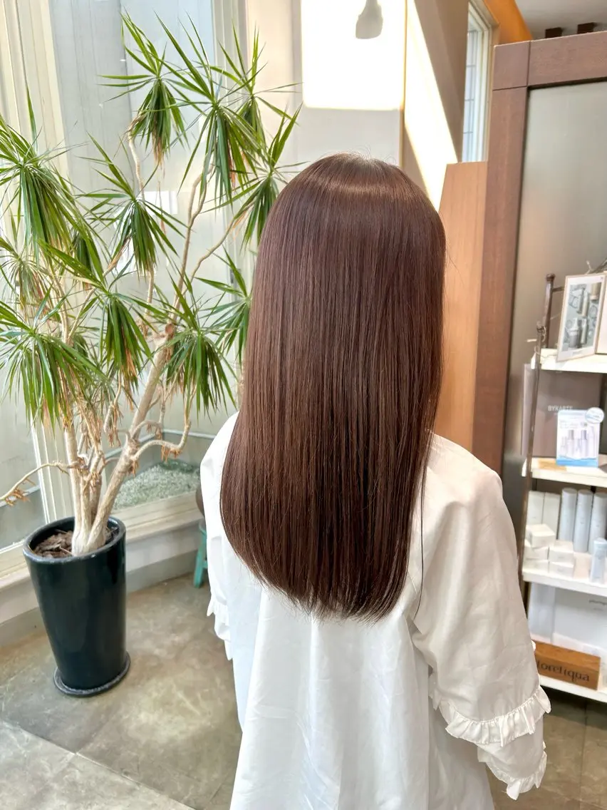 ロング チョコレートブラウン ヘアカラー 加藤 美翔のヘアスタイル