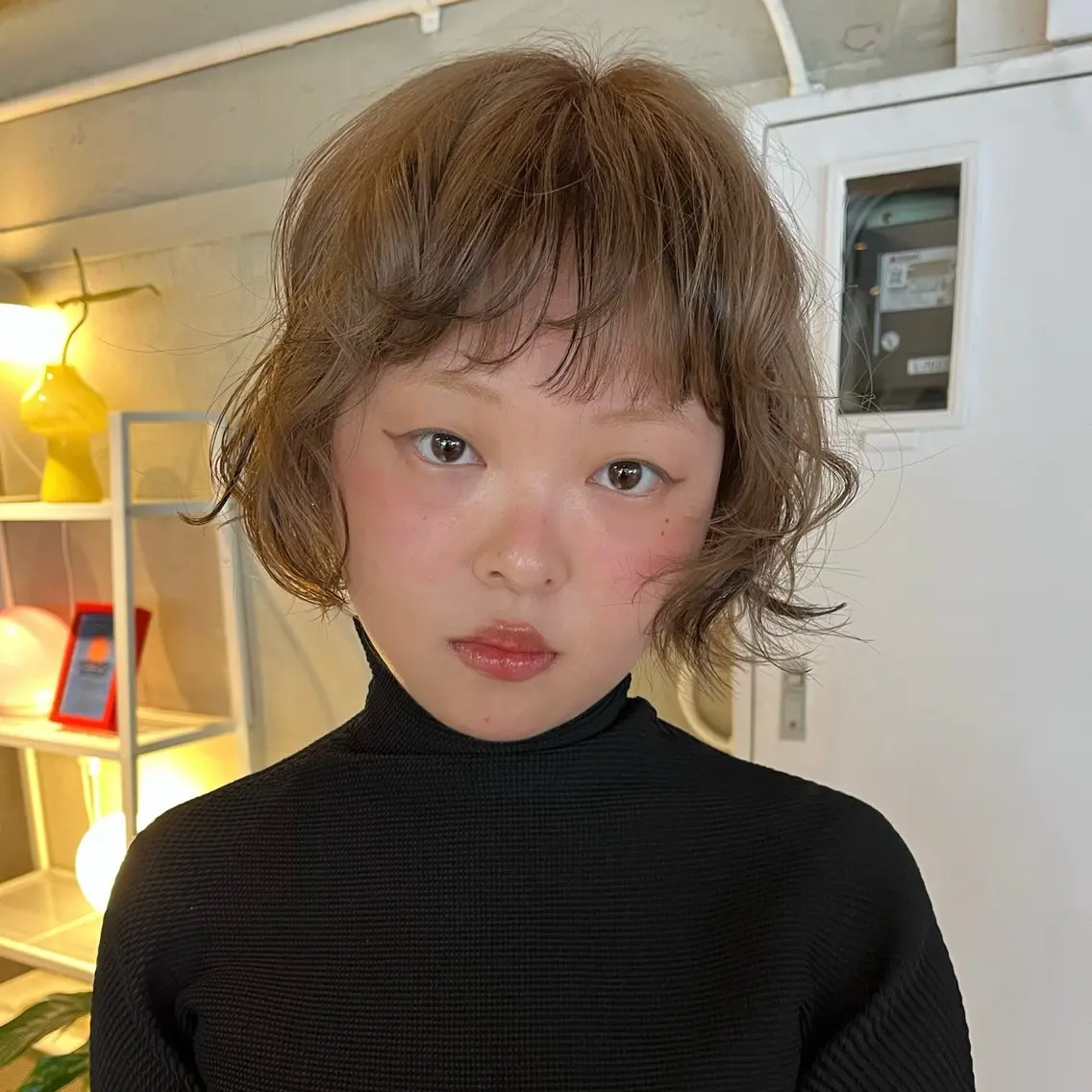 ショート カラー ヘアアレンジ ヘアカラー トリートメント ボブハイトーン🦖 デザインMAMIのヘアスタイル