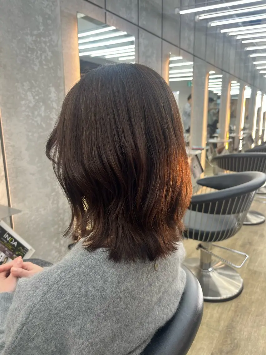 ミディアム しょうき｜韓国レイ ヤーハッシュカットのヘアスタイル