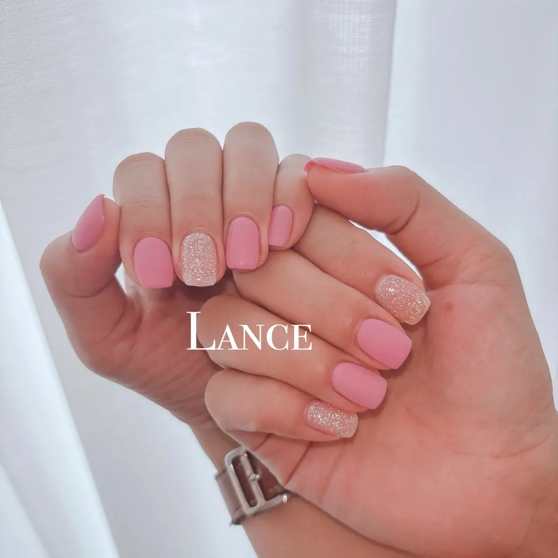 ネイル オーロラネイル ブルー フットネイル 氷ネイル・うるうるネイル キラキラネイル ハンドネイル Lance nailのネイルデザイン