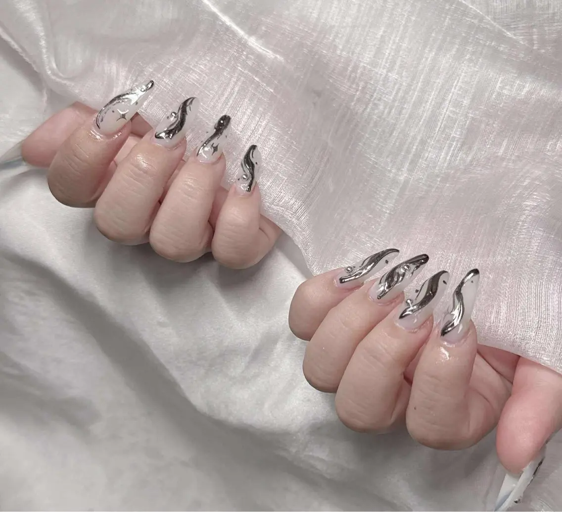 ネイル 長さ出し グラデーション 卒業式 キラキラネイル マグネットネイル ハンドネイル Lee Nailsのネイルデザイン