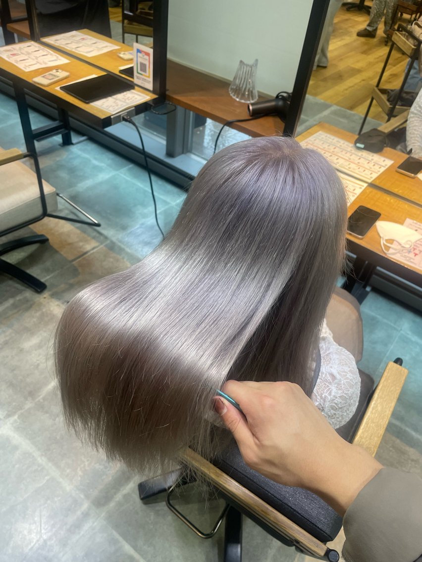 セミロング カラー 💎HYUGO❄️ 縮毛矯正/ハイトーンのヘアスタイル