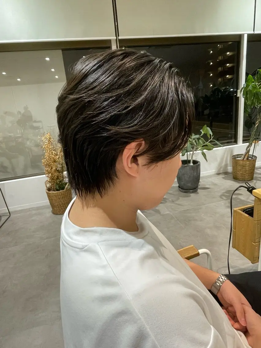 ミディアム カット 縮毛矯正 樋口 令惟のヘアスタイル