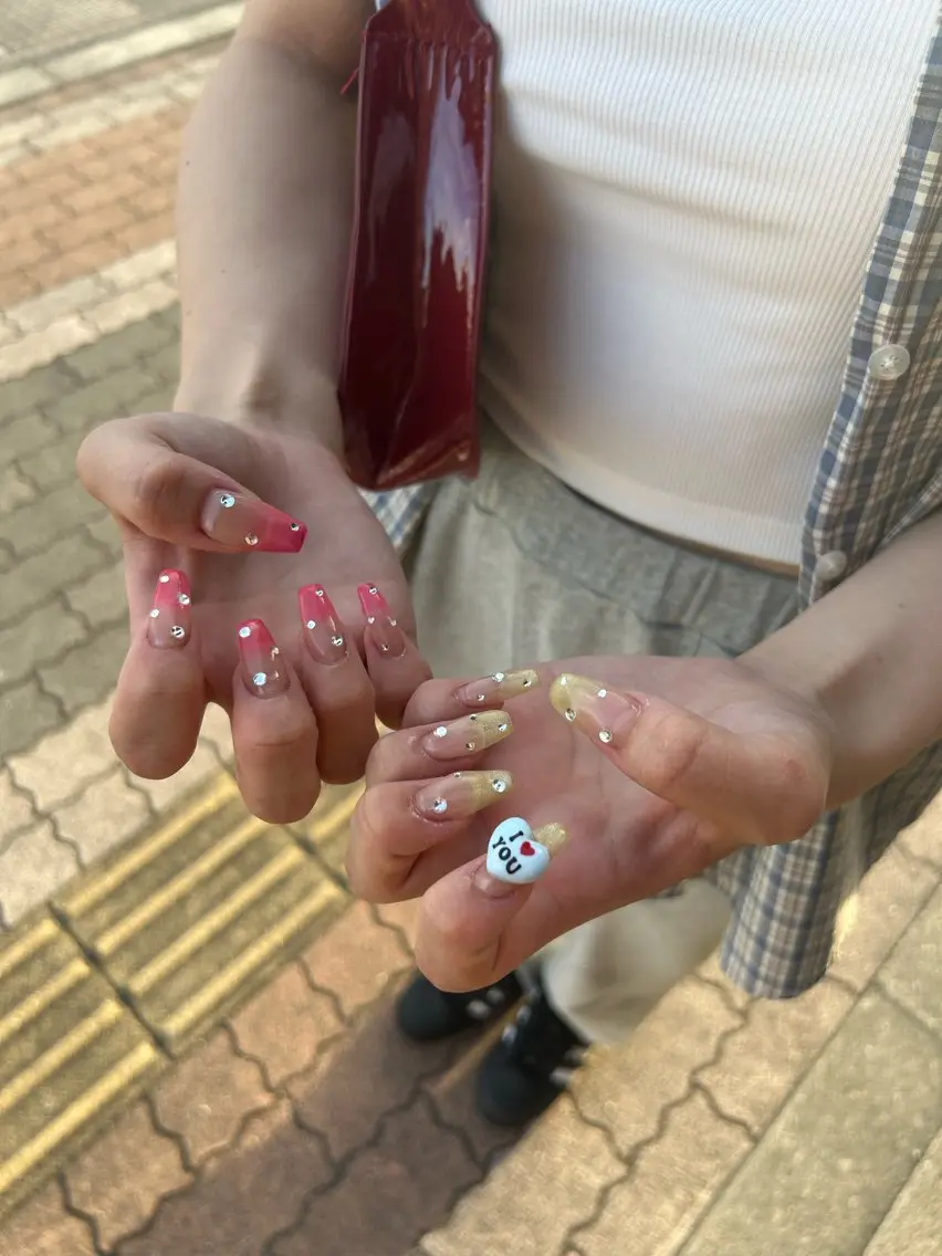 ハンドネイル muchanail 🎀のネイルデザイン