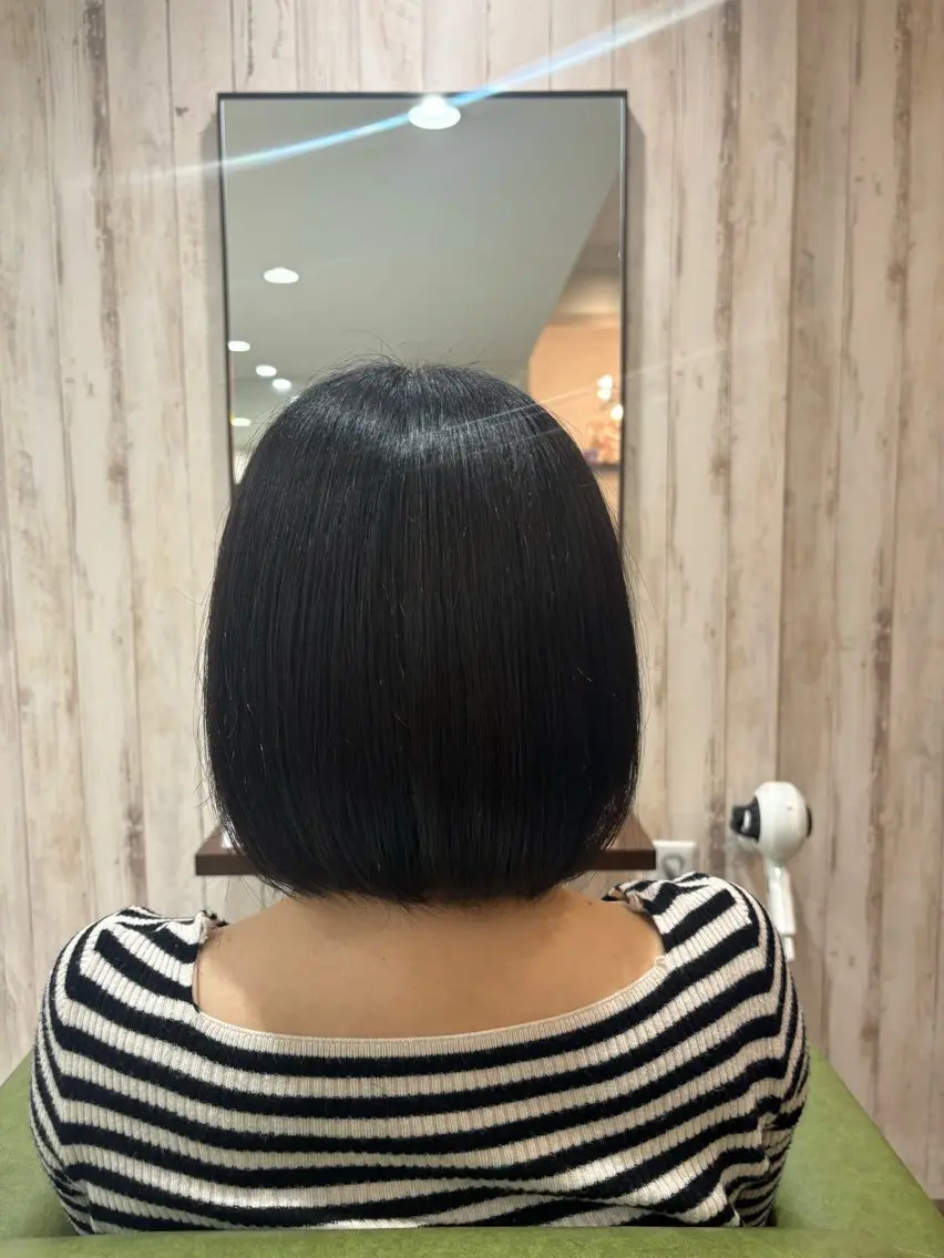 ミディアム カット ヘアカラー トリートメント 保谷 菜々美のヘアスタイル