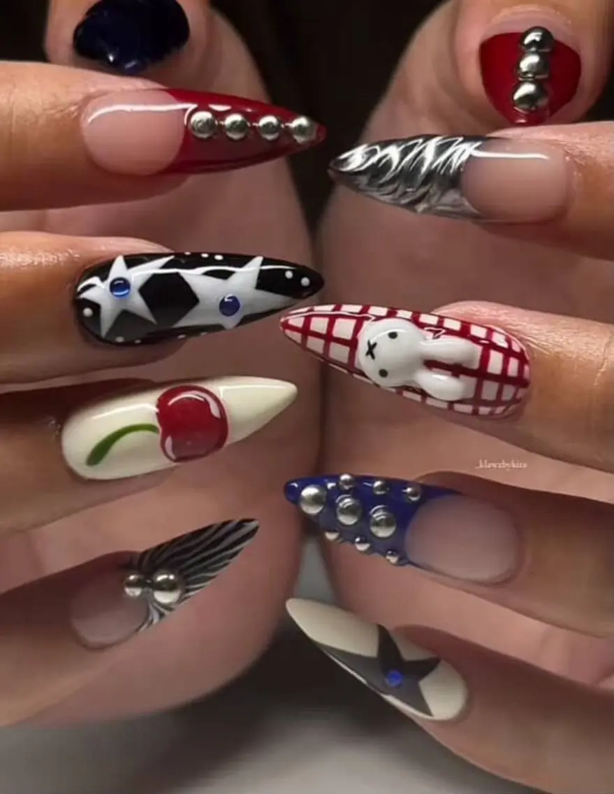 ネイル HerNails  Yokosukaのネイルデザイン