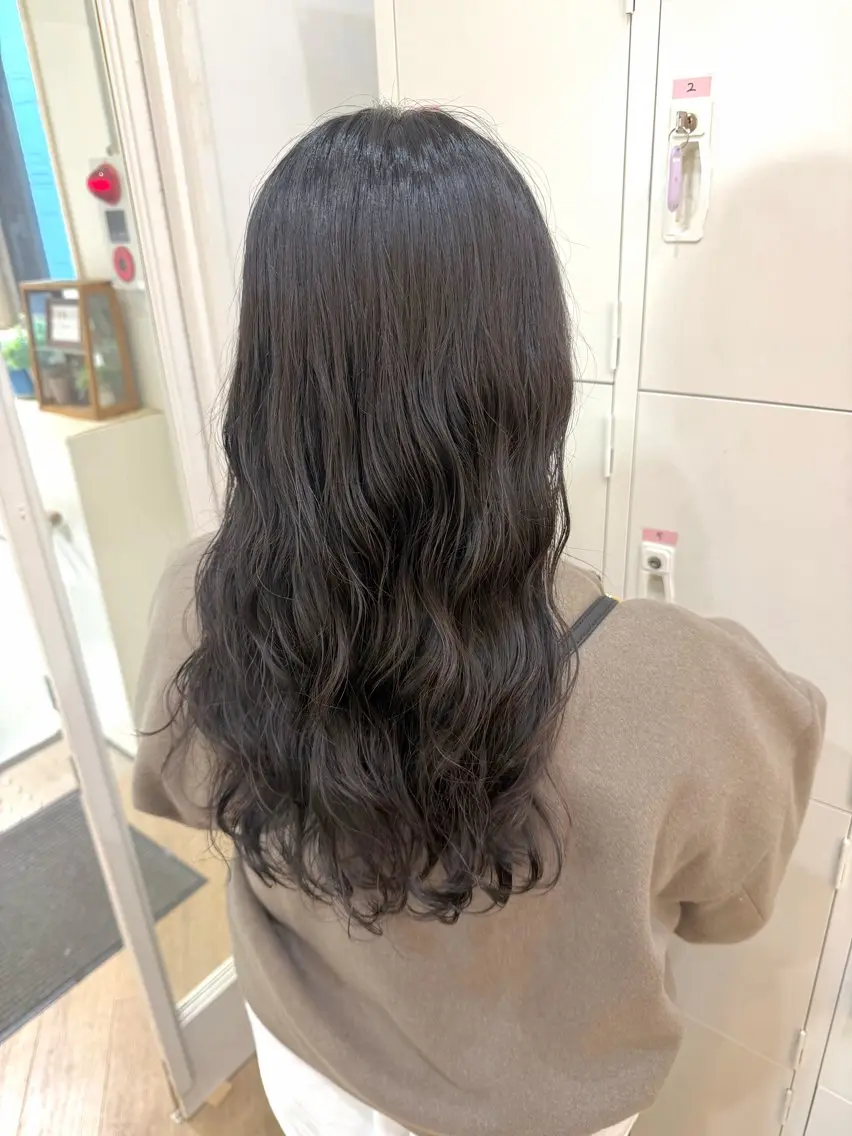 ロング パーマ 🫧のばた /クム川越🫧のヘアスタイル