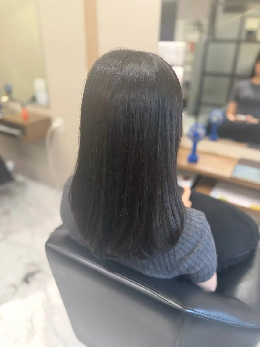 ロング カット ヘアカラー 骨格/顔型/診断/ 伏見/飯味 華菜のヘアスタイル