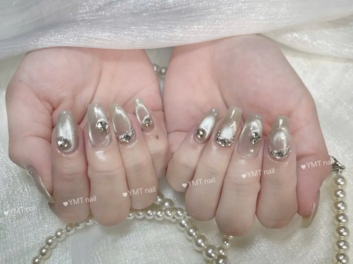 ネイル 長さ出し フットネイル ジェルネイル 韓国ネイル マグネットネイル ハンドネイル YMT. NailStudioのネイルデザイン