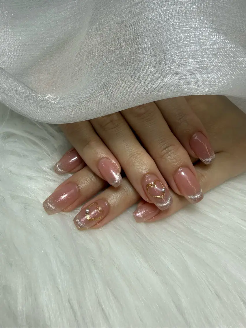 ネイル Sunny nail メナのネイルデザイン