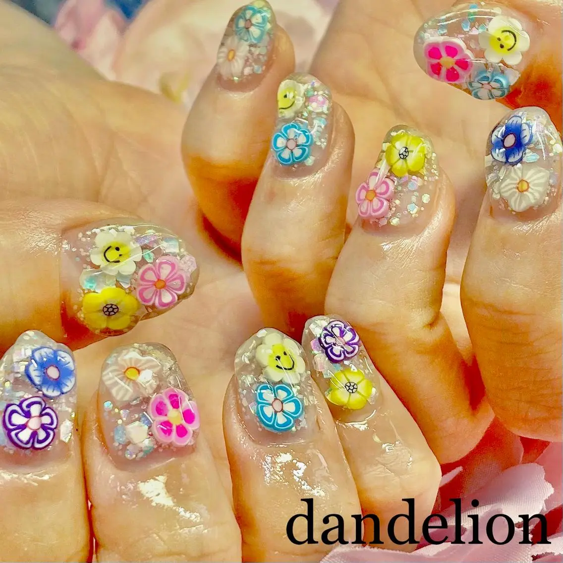 ネイル ハンドネイル ハンドケア dandelion ダンデライオンのネイルデザイン