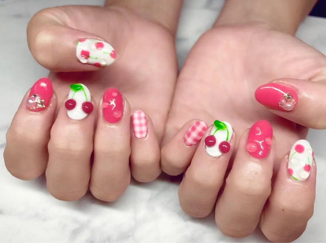 ネイル ジェルネイル パラジェル 夏ネイル Nail&eye Belire 新宿のネイルデザイン