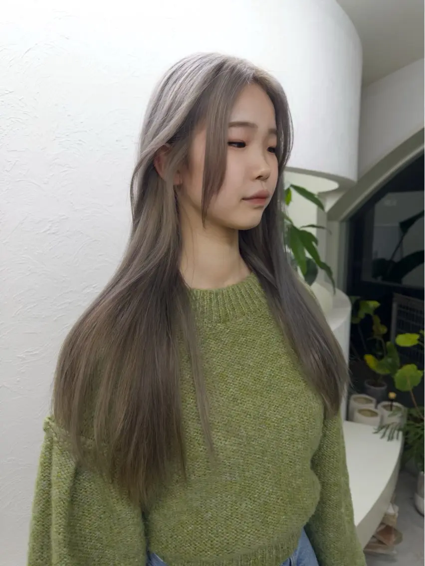 ロング 卒業式のヘアスタイル ヘアカラー karen 🌷名古屋、名駅のヘアスタイル