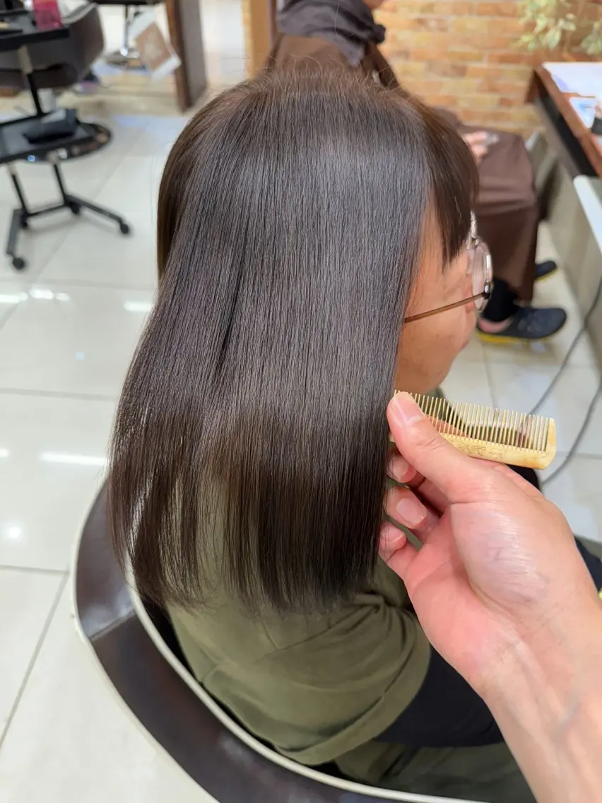 ミディアム 縮毛矯正 トリートメント 似合わせカット✨/ EARTH森町長尾のヘアスタイル
