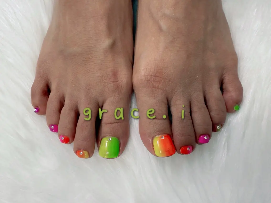 ネイル フットネイル ネイルサロン grace.iのネイルデザイン