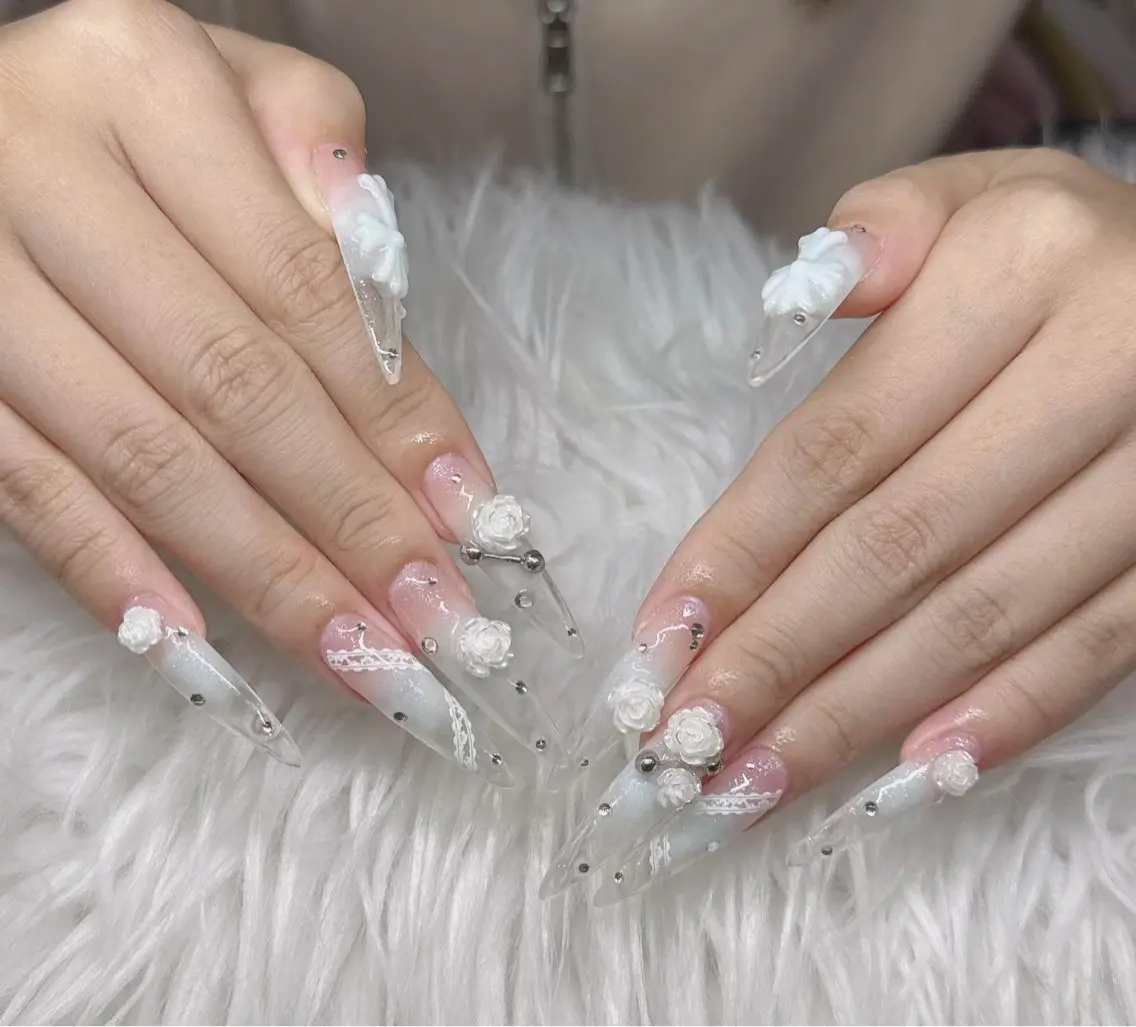 ネイル 長さ出し グラデーション 卒業式 キラキラネイル マグネットネイル ハンドネイル Lee Nailsのネイルデザイン