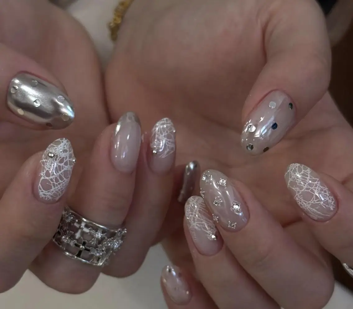 ネイル ハンドネイル エリ🫧 nail池袋東口のネイルデザイン