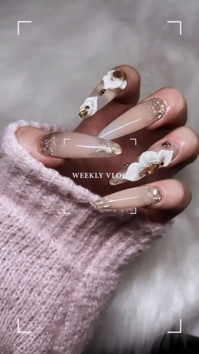 ネイル 成人式 フットネイル フレンチネイル ジェルネイル 韓国ネイル ハンドネイル nail salon fee(フィー)のネイルデザイン