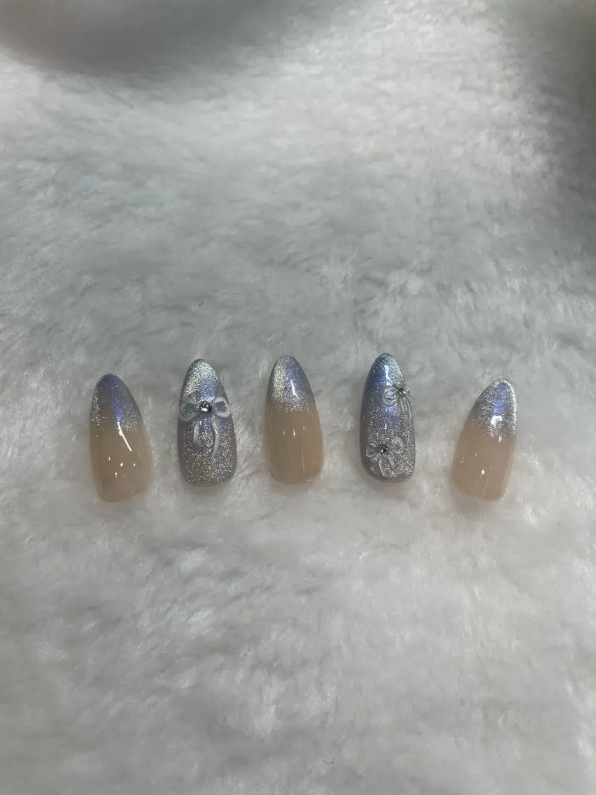 ネイル マグネットネイル リボン I-nail Moeのネイルデザイン