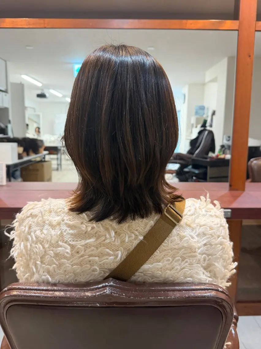 ミディアム 篠田 奈々のヘアスタイル