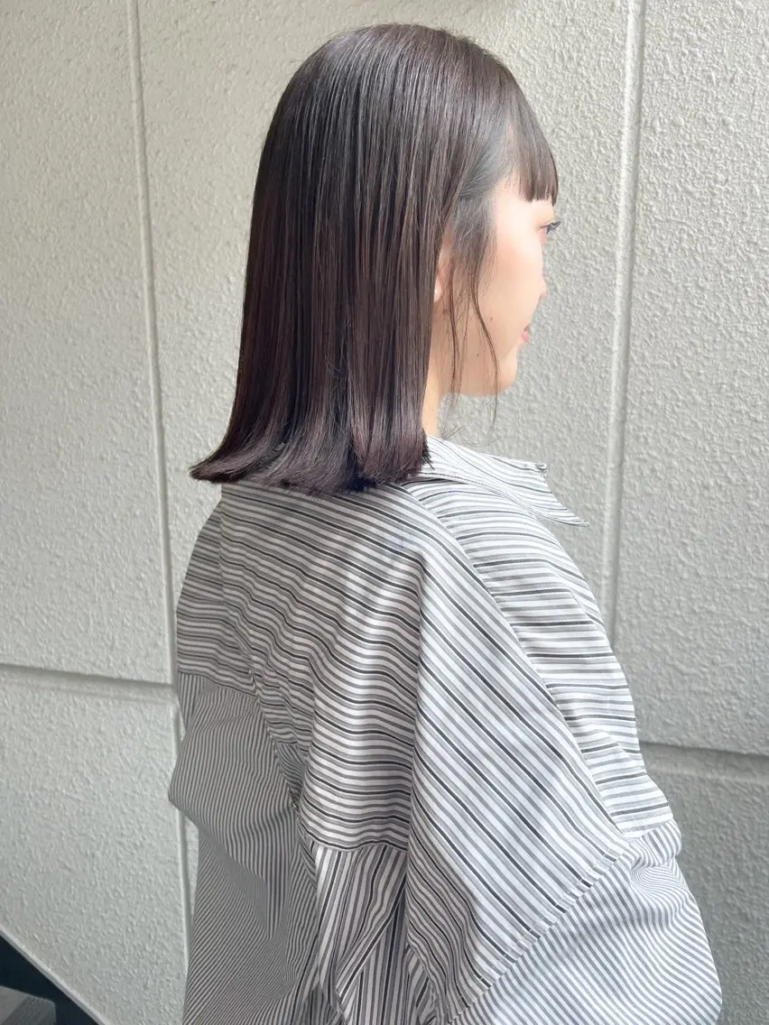 ミディアム カラー ブリーチ グレージュ ブリーチなしカラー カラーパティシエ facce🌼ikoのヘアスタイル