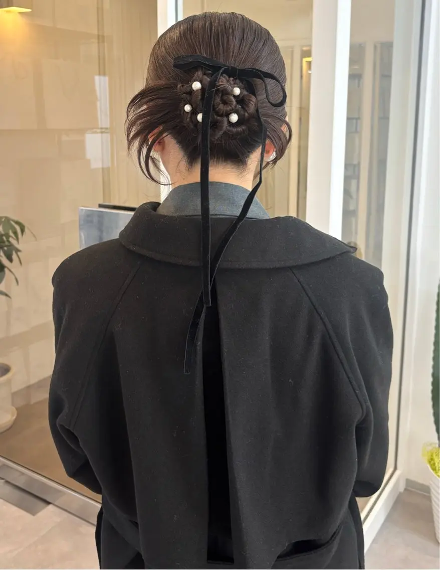 セミロング ヘアセット 鍋嶋 涼香のヘアスタイル