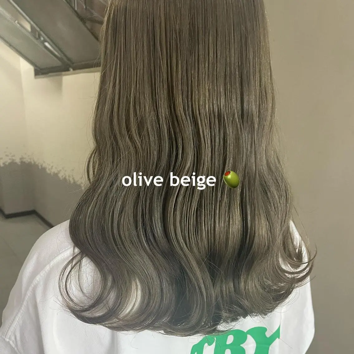 ミディアム カラー ベージュカラー 吉村 夏椰のヘアスタイル
