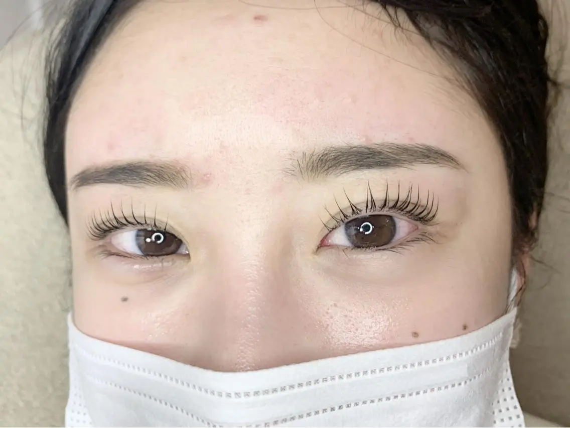 マツエク・マツパ パリジェンヌラッシュリフト étora 渋谷 kuboの眉毛・アイブロウイメージ