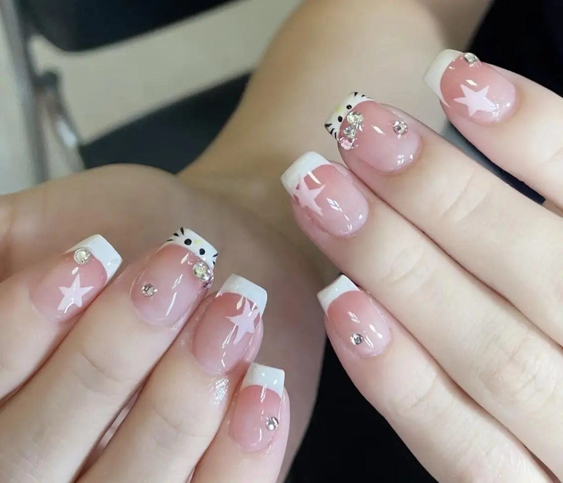 ネイル ハンドネイル エリ🫧 nail池袋東口のネイルデザイン