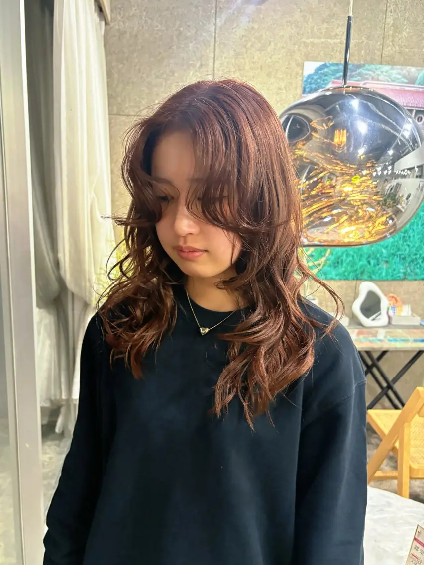 カラー ブラウンカラー ピンクカラー ヘアカラー KUBO HADUKIのヘアスタイル