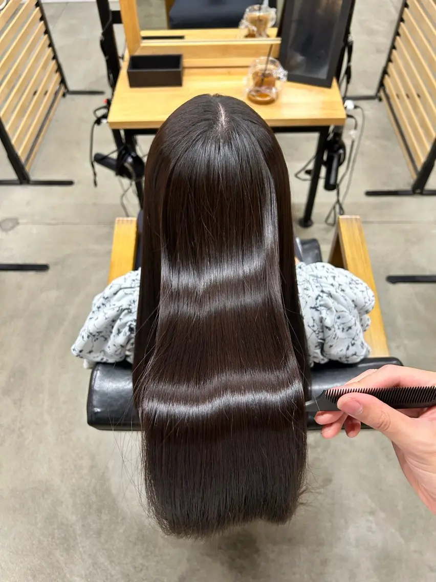 【地毛風ストレート✨】髪質改善縮毛矯正+ケアトリートメントの写真