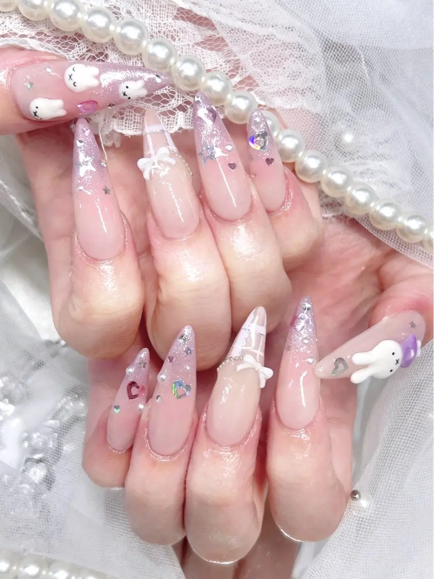 ネイル ハンドネイル ️🫧みつき/ 渋谷/痛ネイル️🫧のネイルデザイン