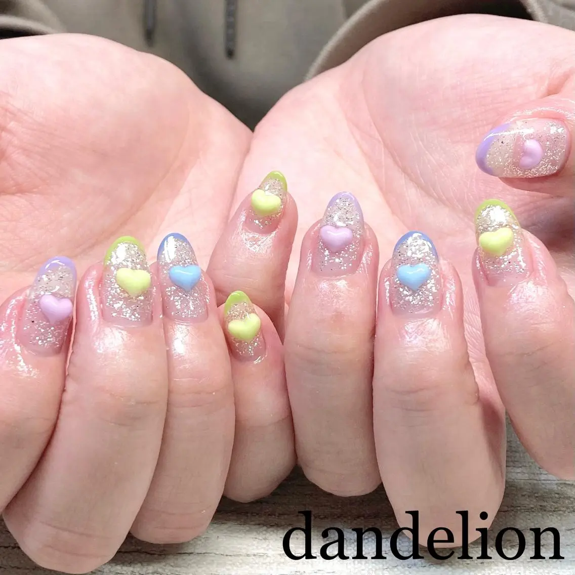 ネイル ハンドネイル ハンドケア dandelion ダンデライオンのネイルデザイン
