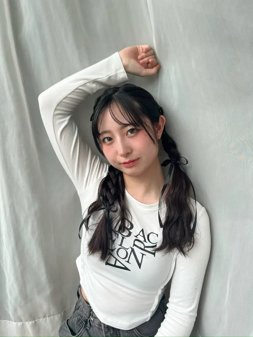 ロング カラー ヘアカラー 韓国風ヘア さらのヘアスタイル