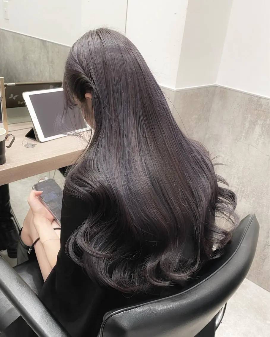 ロング カラー ヘアアレンジ アッシュ アッシュグレー アッシュグレージュ ブリーチ ケアブリーチ ヘアカラー トリートメント ヘアセット 憧れの艶ハイトーンへ 🌙サイダサキのヘアスタイル