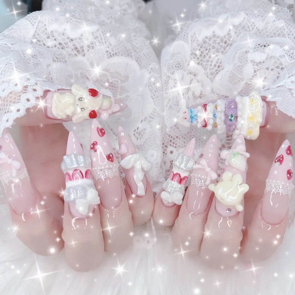 ネイル フレンチネイル ガーリー ロングネイル ハンドネイル ハンドケア mini nailのネイルデザイン